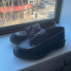 Never Worn Doc Martin Adrian Smooth Leather Tassel Loafers size US 10
